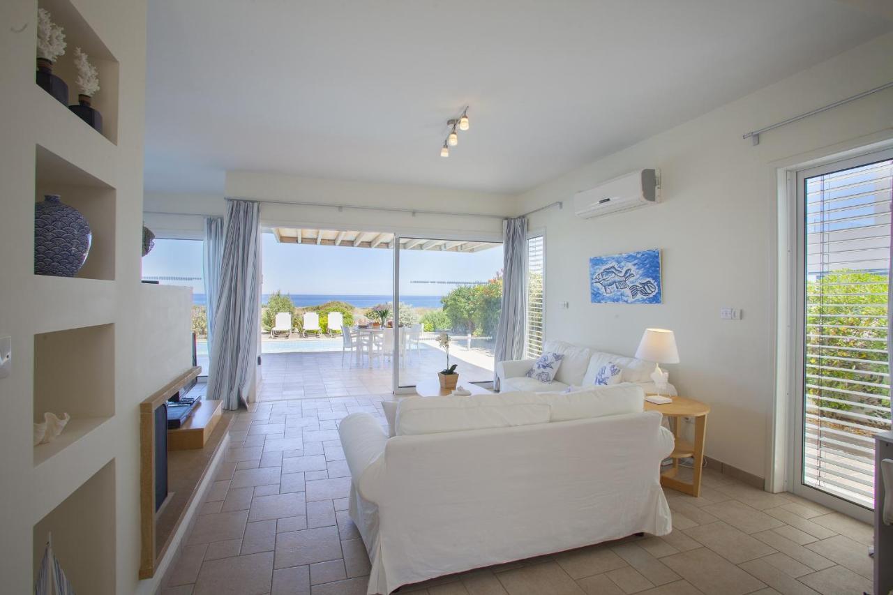 Protaras Seafront Villa Melissa エクステリア 写真