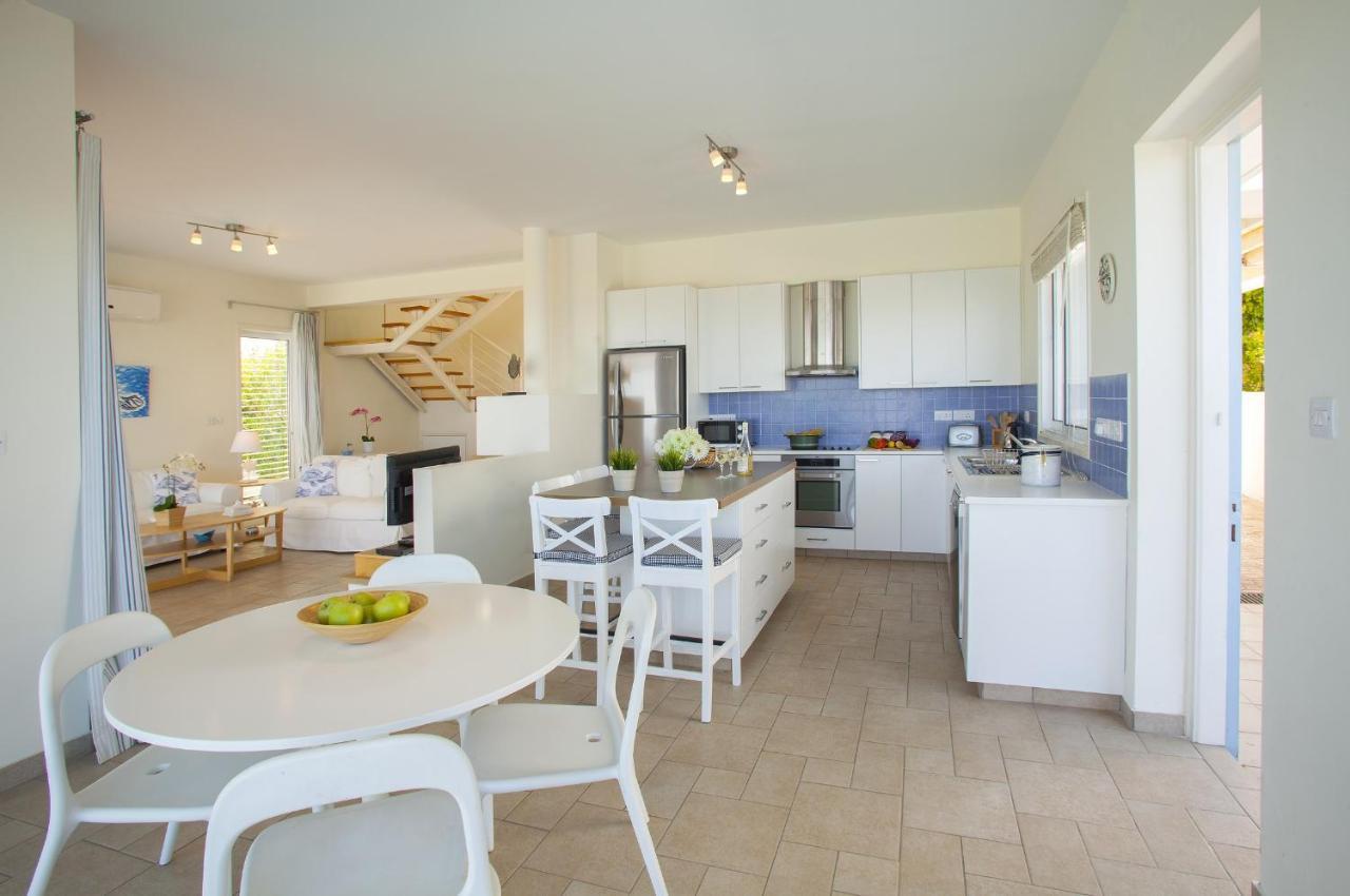 Protaras Seafront Villa Melissa エクステリア 写真