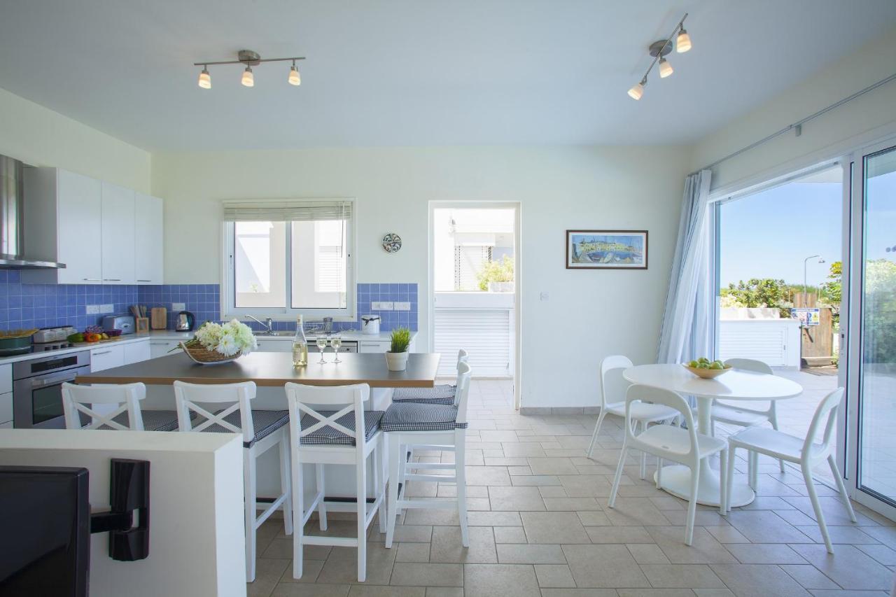 Protaras Seafront Villa Melissa エクステリア 写真