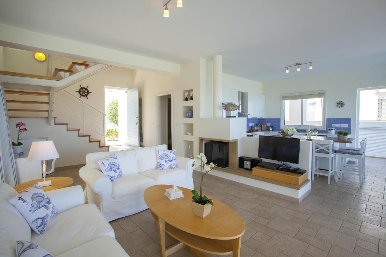 Protaras Seafront Villa Melissa エクステリア 写真